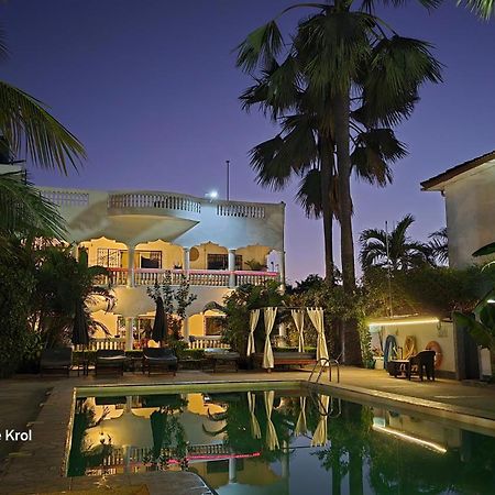 Dulaa Deema Residence Brufut Heights Tranquil Esterno foto